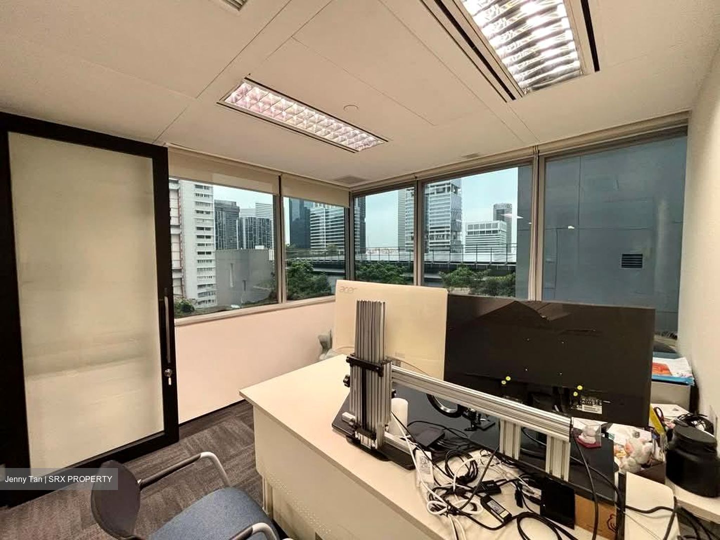 Odeon Towers (D7), Office #594026531